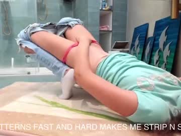 webcam girl lets_slip_and_slide live cam image #5311210