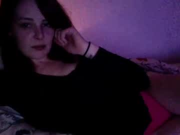 webcam girl fitty_tuck live cam image #328083