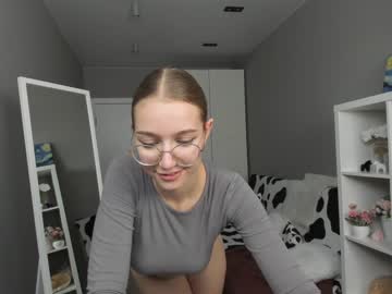 webcam couple christine_bae live cam image #5670126