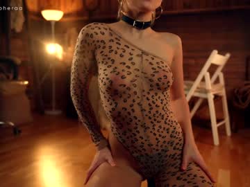 webcam girl artmosphera live cam image #5567057