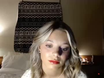 webcam girl lily_marieee live cam image #3816019