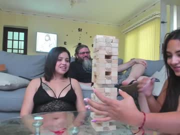 webcam couple cheeseburgerjesus live cam image #806387