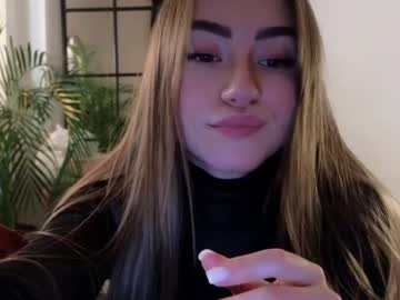 webcam girl strawberryjamx live cam image #5954158