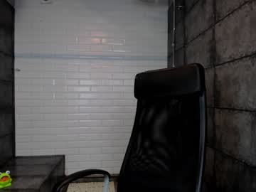 webcam man mason_warhol live cam image #5340006