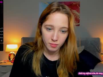 webcam girl your__voice live cam image #2494356