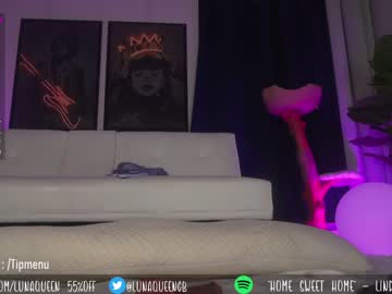 webcam girl lunaqueeeen live cam image #3097203