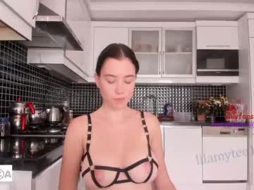webcam girl lilamytee1 live cam image #315703