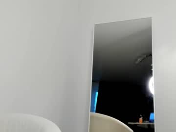 webcam girl sofia_flowers live cam image #6288613