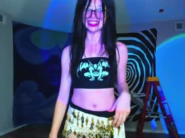 webcam girl salemhex live cam image #4780104