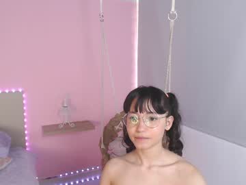 webcam girl little_effy18 live cam image #668658