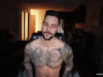 webcam man noahfitt live cam image #2625550