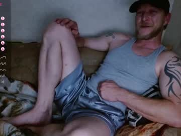 webcam man kylechat live cam image #6675082