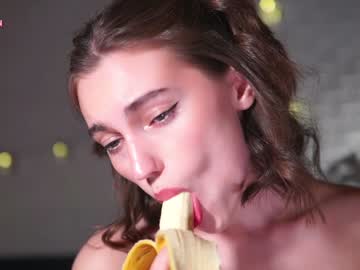 webcam girl hoolybunny live cam image #6625100