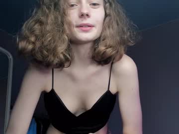 webcam girl mxxnsxsul live cam image #2234086