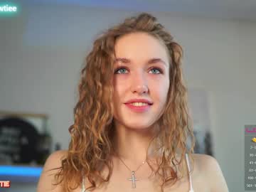 webcam girl _taylor_swift live cam image #4374539