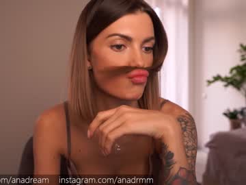 webcam girl dreamana live cam image #1537047