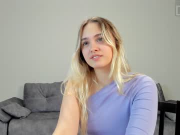 webcam girl evi_wow live cam image #3303163