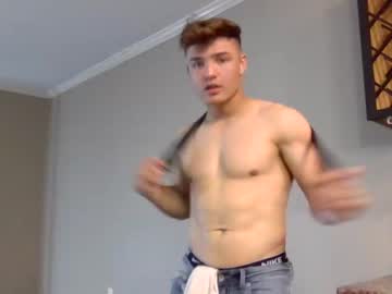 webcam man call_me_papi2 live cam image #4571051