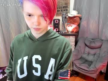 webcam girl murbears_world live cam image #2201813