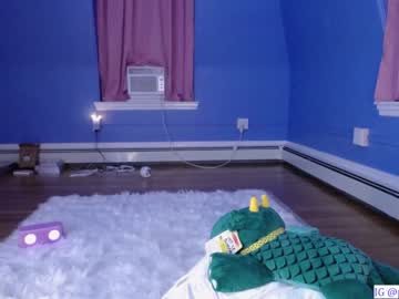 webcam girl prettygirl_elly live cam image #2172820