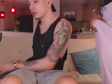 webcam man fratguysonline live cam image #5165865