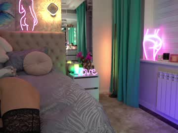 webcam girl sweety_rinushka_ live cam image #3580638