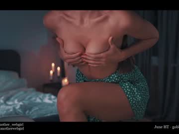 webcam girl _mariarty_ live cam image #2028393