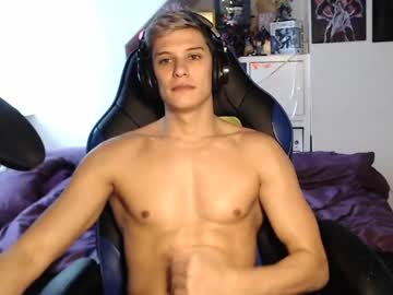 webcam man misterydragon live cam image #314971