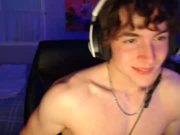 webcam man iantease live cam image #3787947