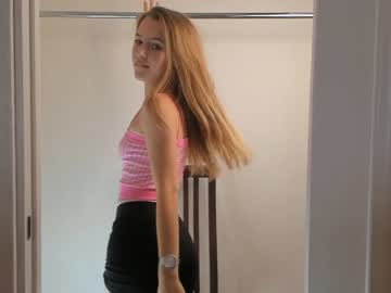 webcam girl samantagimmi live cam image #4702921