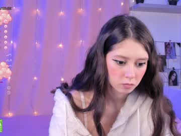 webcam girl alliesmiths live cam image #2663752