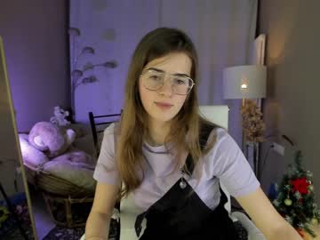 webcam girl zlata_luna live cam image #739839
