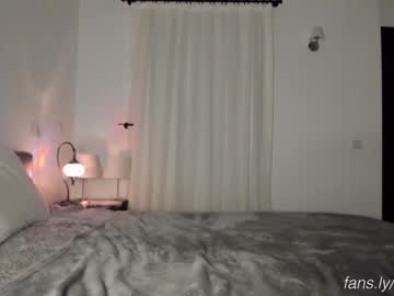 webcam girl oksanafedorova live cam image #2851091