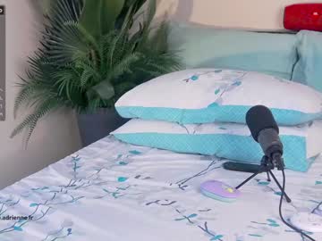webcam girl belle_adrienne live cam image #1790902