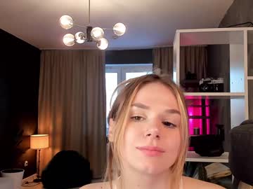 webcam girl devilmayshy live cam image #3946850