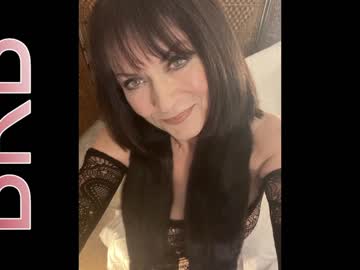 webcam girl chantilly_bonbon live cam image #1964058
