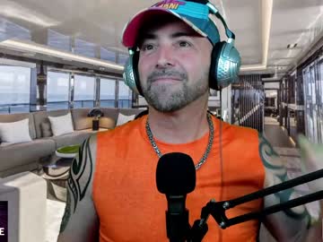 webcam man whaaaaaaaat live cam image #1950233
