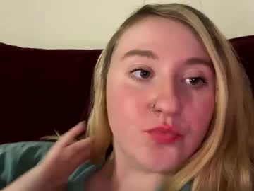 webcam girl vanillapuddingpie live cam image #7046023