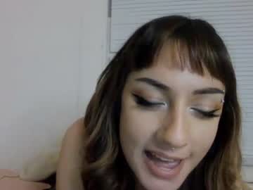 webcam girl snackaroni live cam image #1003508