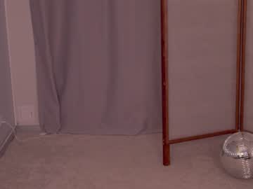 webcam girl silent_chill live cam image #5671500