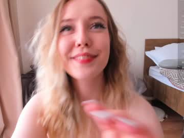 webcam girl loopcia live cam image #6173556