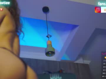 webcam girl _taylor_swift live cam image #3183897