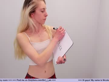 webcam girl girl_i_am live cam image #3826086