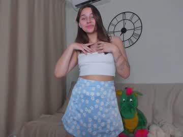 webcam girl eleonora_linn live cam image #3086649