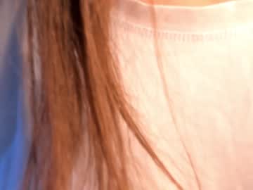 webcam girl elliehunt live cam image #5024678