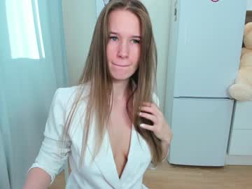 webcam girl yana_squrel_22 live cam image #2934049