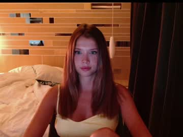 webcam girl bitter_moon live cam image #5175456