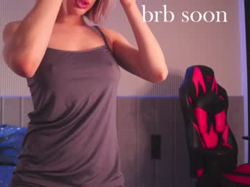 webcam girl angella_kleee live cam image #3085145