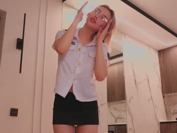 webcam girl angella_kleee live cam image #3743291