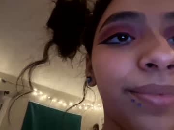 webcam girl babytiger18 live cam image #1234210